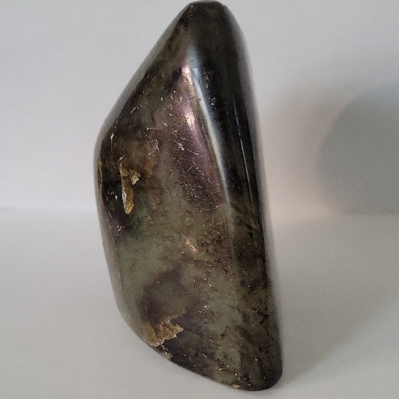 Labradorite Crystal - Picture 3 of 5
